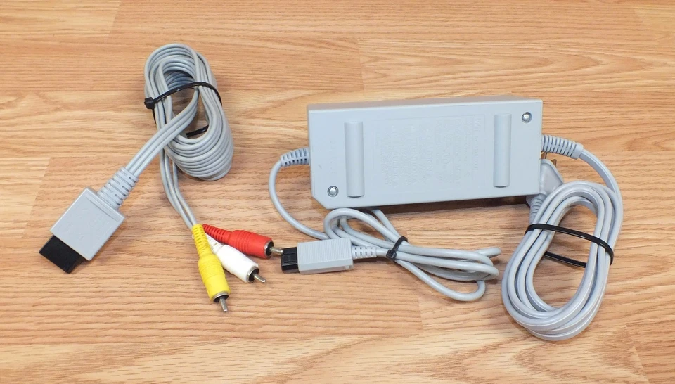 Genuine Nintendo AC Adapter Power Supply & A/V Cable For Wii Console **READ** - Image 2 of 3