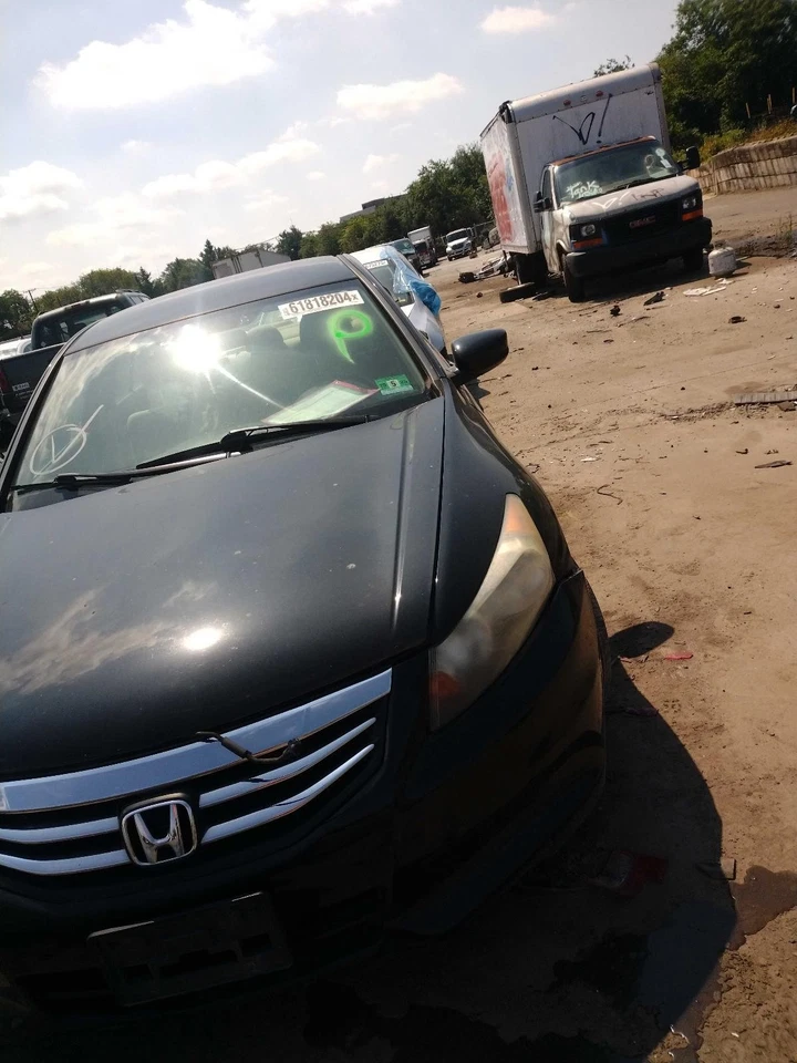 Used Front Right Seat Belt Front fits: 2012 Honda Accord bucket seat Sdn passeng Foto 2 de 4