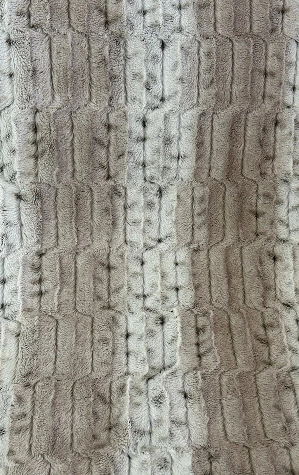 Роскошное мягкое одеяло Dennis Basso из искусственного меха уютное плюшевое желтовато-коричневое коричневое белое 50x60 дюймов - Изображение 3 из 4