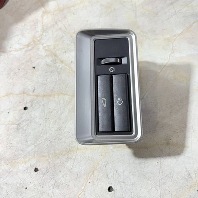 JAGUAR XF X250 2012 BOOT LID OPEN CONTROL SWITCH BUTTON CX23-11654-AA