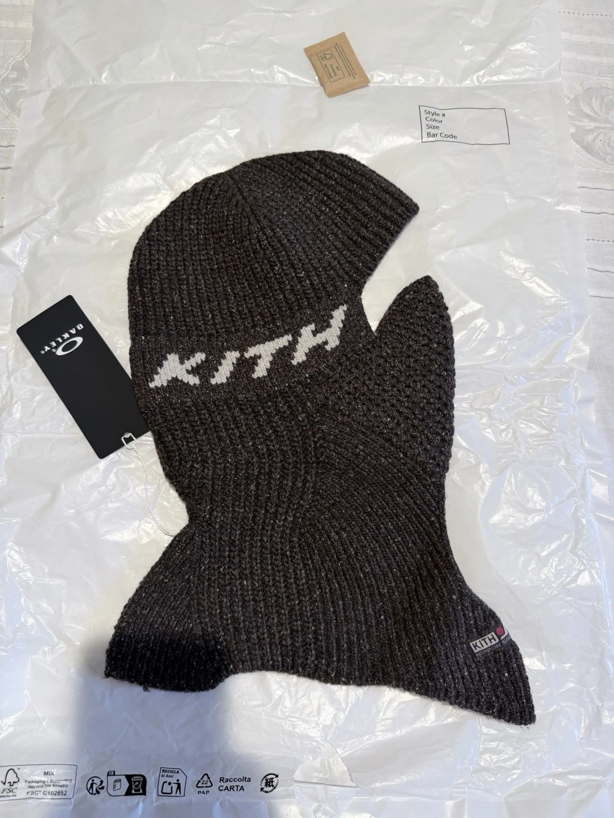 Kith x Oakley Pro Balaclava “Kindling”