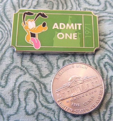 Disney Pin - Pluto - Green Admission Ticket ''Admit One'' - 2012 - PP 92331