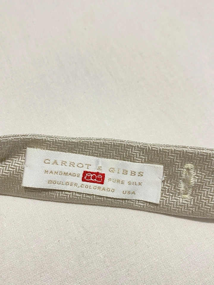 Pajarita para hombre ZANAHORIA GIBBS azul a rayas de seda hecha a mano excelente estado Foto 2 de 3