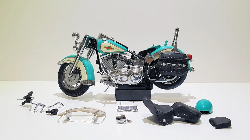 RARE Franklin Mint 1/10 Heritage Softail Classic Teal PLEASE READ - Image 4 of 4