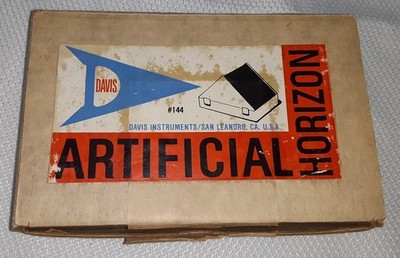 Vintage Davis Instruments 144 Artificial Horizon