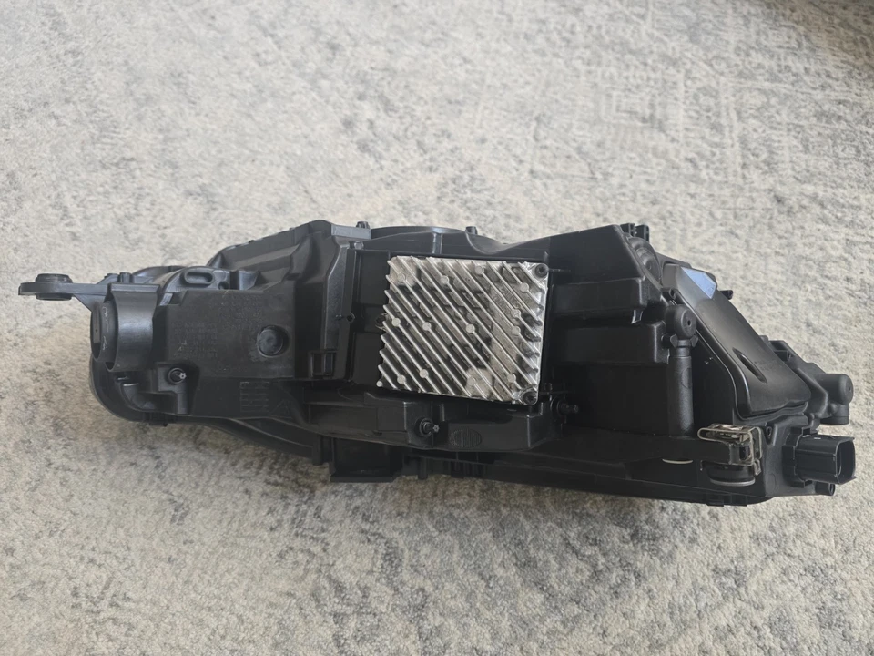 Farol de matriz Audi 2020-2023 A5 S5 RS5 8W6941039A - Imagem 4 de 4