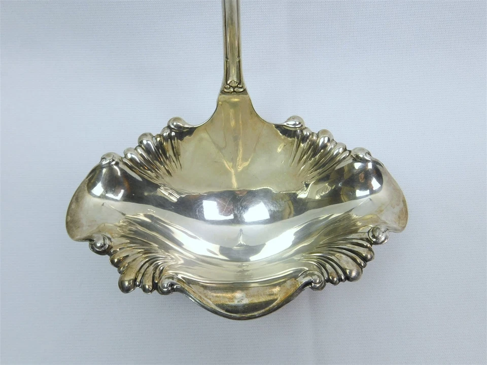 Antiguo cucharón de doble labio estriado de 15" ARUNDEL plateado 1899 Oneida Wm Rogers Foto 3 de 4