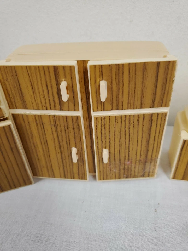VINTAGE CRAILSHEIMER LUNDBY MODELLA DOLL FURNITURE WALL UNITS - CABINETS - TV Foto 3 de 4
