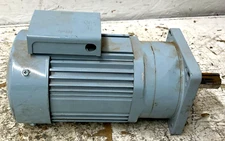 SM-CYCLO CNHMS009-5067-B-51 GEAR MOTOR,RATIO 51:1,9 HP,FRAME F-56L, OUT RPM 35.3