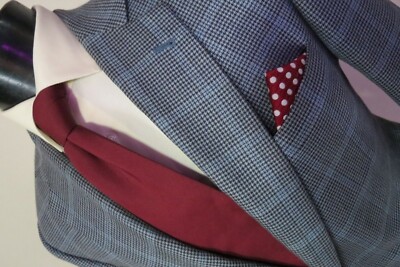 Recent Burberry London 55% silk two button side vented sport coat