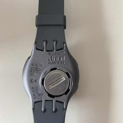 SWATCH WATCH YKA4000 JAMES BOND MOONRAKER BEAT ALUMINIUM WATCH VERY RARE W/BOX - Picture 6 of 13