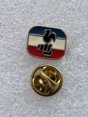 Pins Französischer Verband für Karate und affinitäre Kampfkünste Logo Kürzel