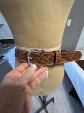 Wide Womens Lovely Tooled Brown Genuine Leather Buckle Belt Size 36