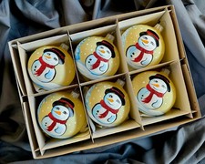 Hand Painted Glass Baubles set of 6 Christmas Tree Decorations 80 mm ornaments.