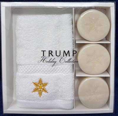 TRUMP Holiday Collection Mar-A-Lago Soaps And Hand Towels RARE