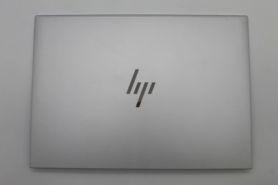 Cubierta trasera con tapa superior LCD para HP EliteBook 840/845 G9 - plateada