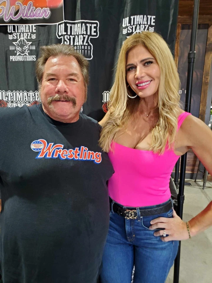 Torrie Wilson VERY SEXY Signed Wrestling Magazine w/COA PLEASE READ - Image 3 of 3