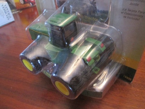 One ERTL John Deere 8770 Tractor 4WD with Triples Diecast 1/64 NOS - Picture 4 of 5
