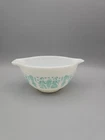 Vint Pyrex 1 1/2 Pt Amish Butterprint Cinderella Bowl 441 Turquoise on White 6"