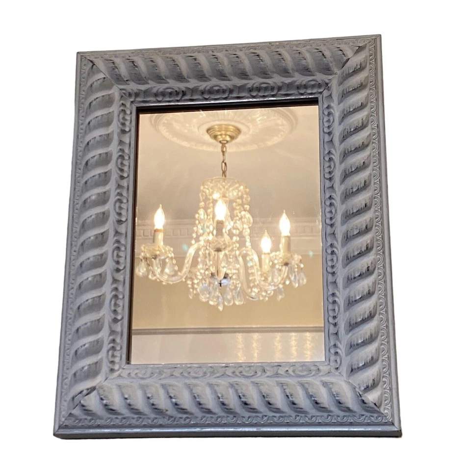 Espejo de pared vintage Shabby Chic de metal blanco 9,75” x 7,75” rectangular Cottagecore Foto 3 de 4