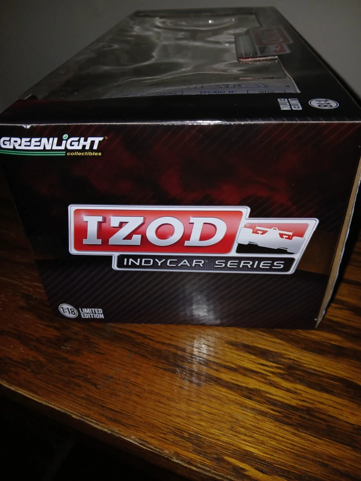 Greenlight Helio Castroneves IZOD Indy Car Shell V-Power c.2012 escala 1/18 nuevo en caja Foto 2 de 4