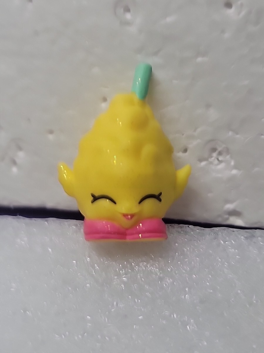 Shopkins Season 1 Candi Cotton 1-051 Glitter Figure Loose