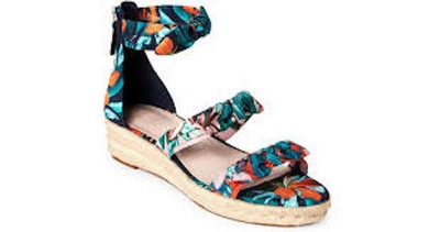 nine west navy wedges