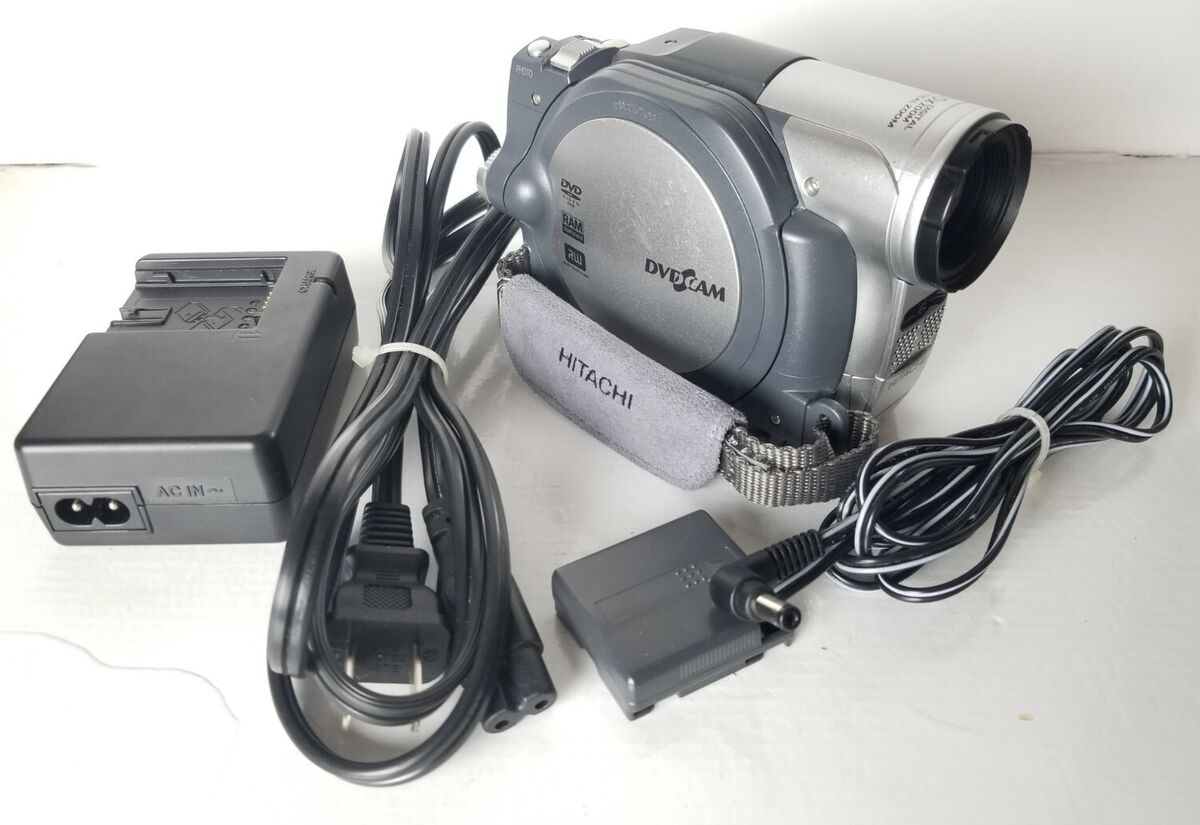 Hitachi DZ-BX35A DVD Camcorder Widescreen Cinema Res w/ 25x Hitachi DZ-BX35A DVD Camcorder Widescreen Cinema Res w/ 25x