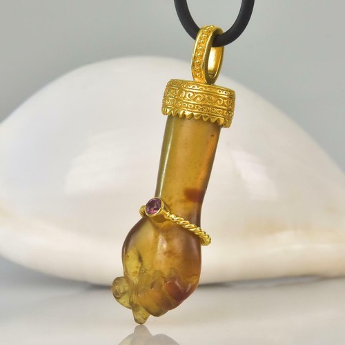 Gold Vermeil Sterling Mano Fico Figa Hand Pendant Carved Amber Rhodolite 5.39 g - Picture 3 of 11
