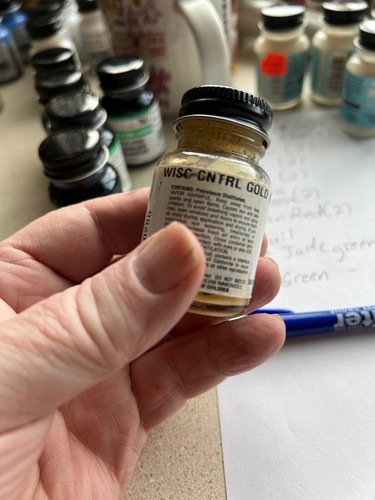 FLOQUIL RAILROAD COLORS MODEL PAINT - 1oz 1 OUNCE - Wisconsin-Central Gold - Picture 2 of 4