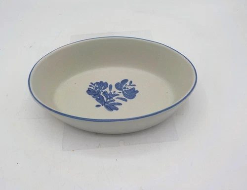 Vntg Pfaltzgraff Yorktowne Small Oval Stoneware Baking/Serving Dish #240