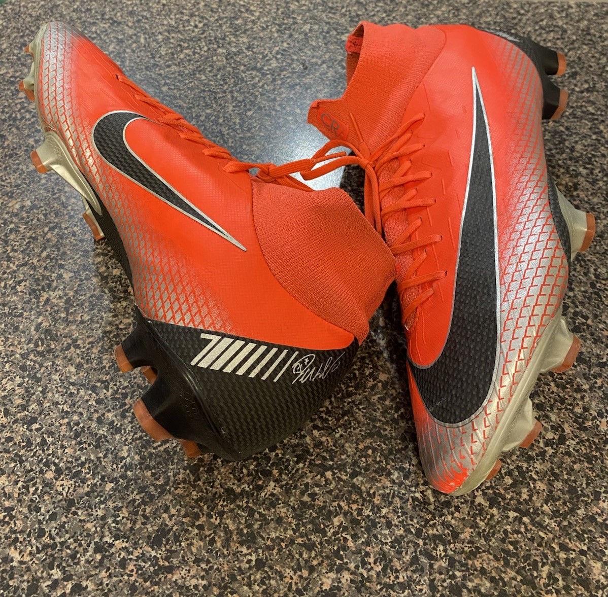 Nike Mercurial Superfly VI CR7 FG Elite Red boots Cleats mens