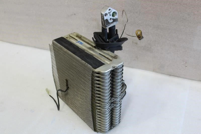 1990 LEXUS LS400 AIR CONDITION AC EVAPORATOR - Image 2 of 4