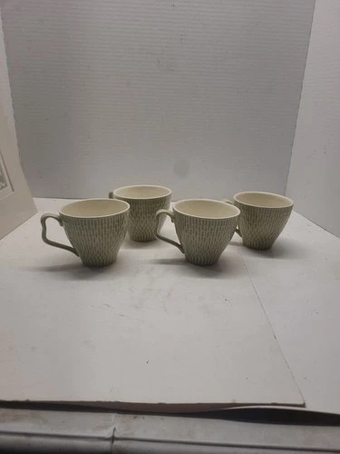 (4) Vintage Red Wing Capistrano Country Garden Basket Weave Green Cups USA