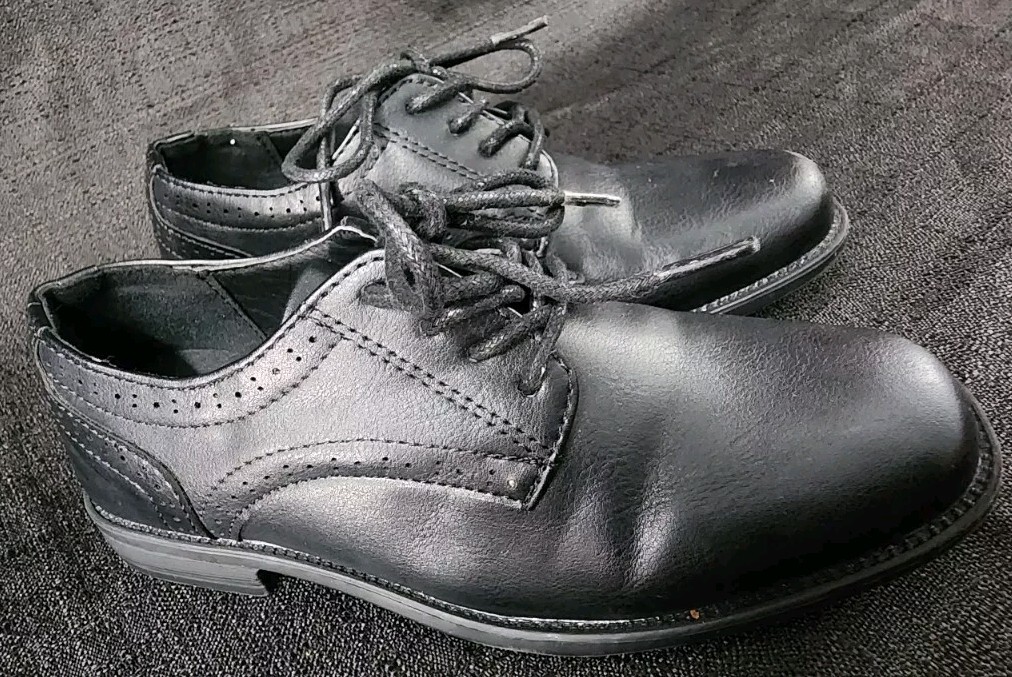 SAOLA Scarpe Oxford classiche stringate Steve Madden bambino Bevan nere taglia 11 usate in ottime condizioni