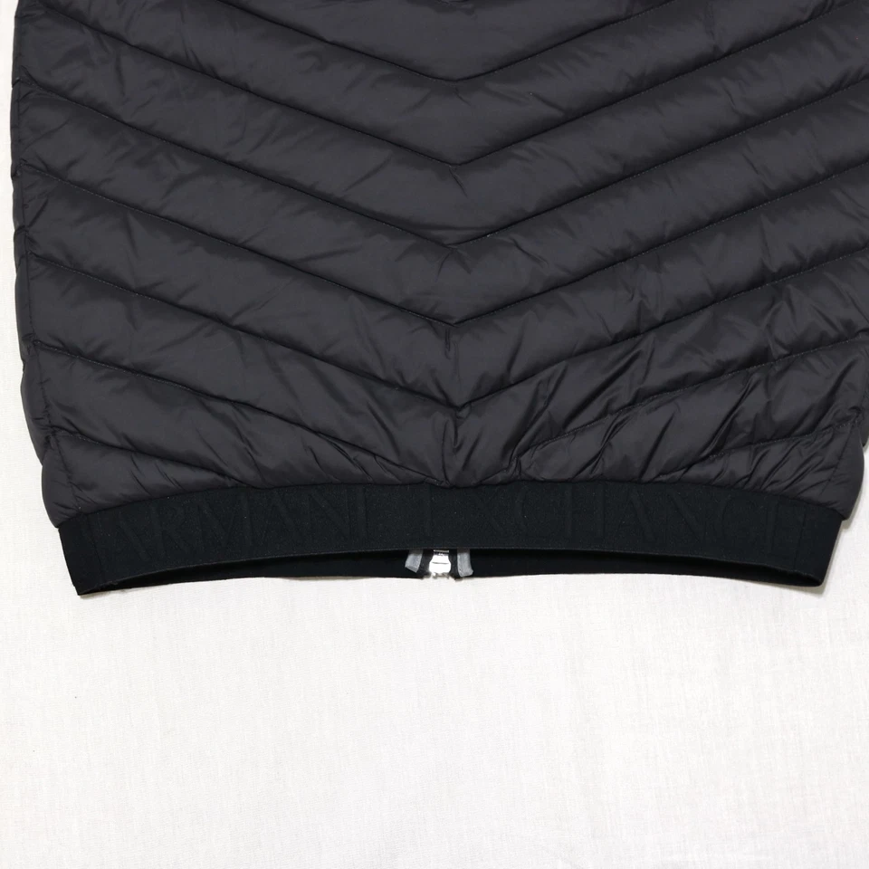 Armani Exchange Men 2 Way Zip Lightweight Outerwear Vest size XS new with tag - Image 4 of 4