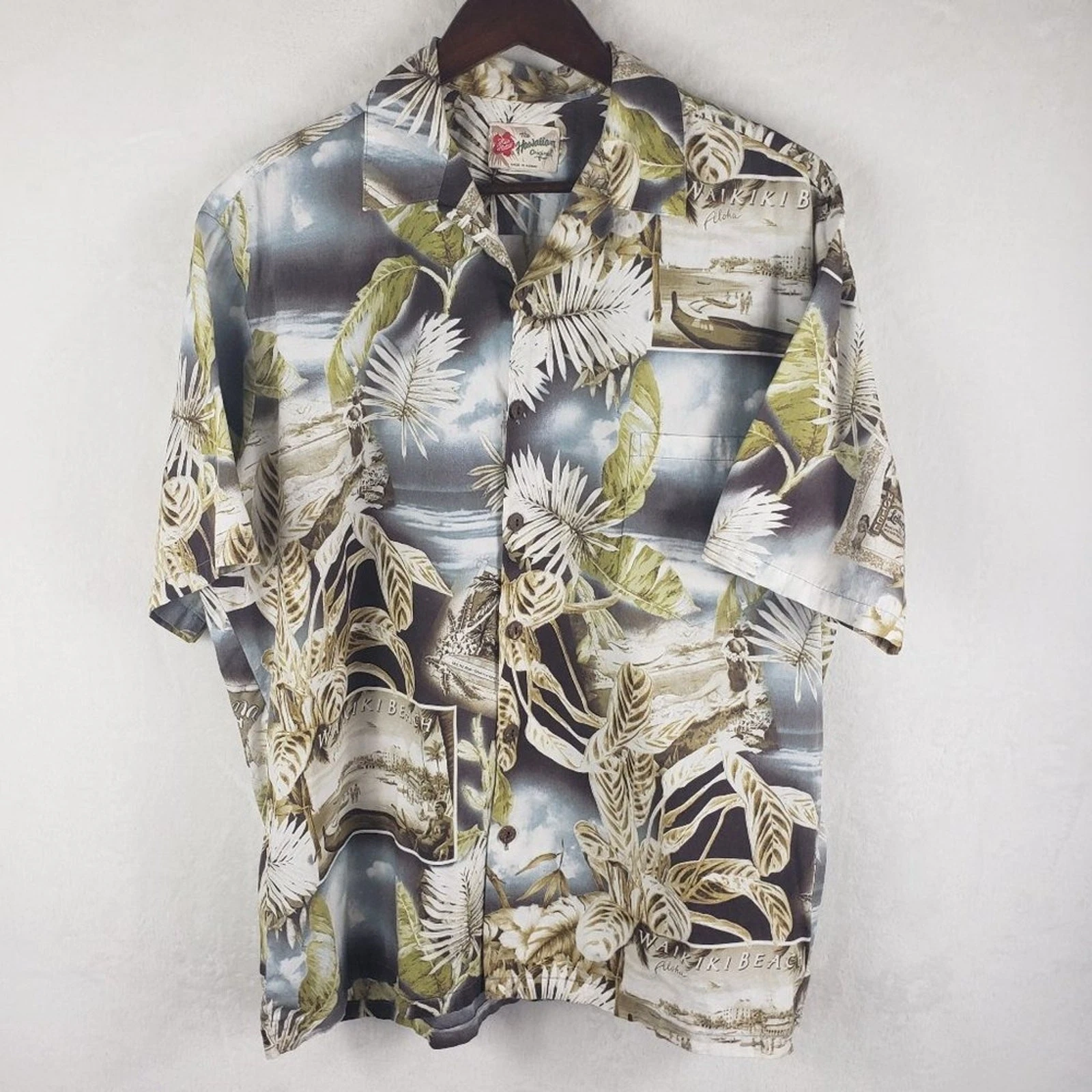 Hilo Hattie Waikiki Shirt Men L Aloha Hawaii Palm Ocean Print Blue Green Cream