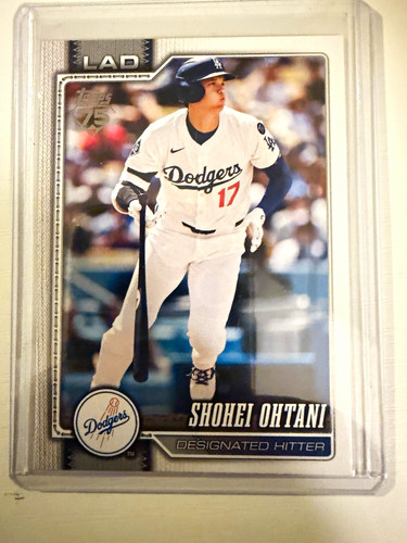 Topps 2026 Series 1 Shohei Ohtani #200 Canvas /50 Dodgers Baseball Card