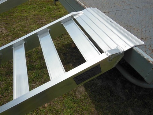 1.5 tonne capacity 3.2 metres x 350mm track machinery loading ramps - Picture 4 of 5