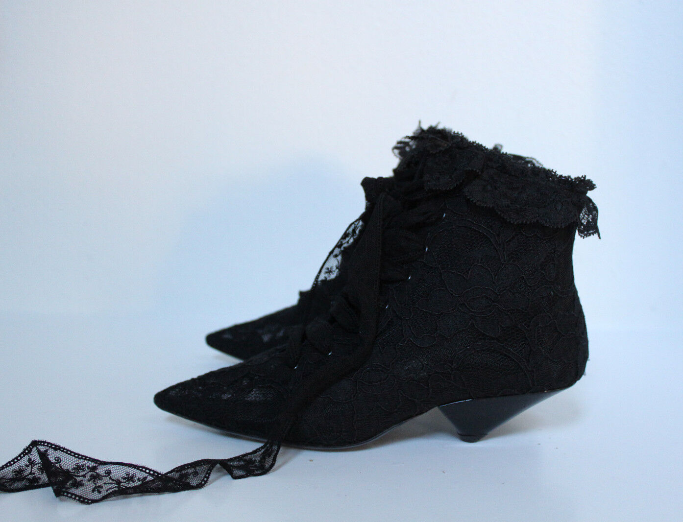Scarpe stivaletti Saint Laurent Blaze neri in pizzo alla caviglia a punta nuovi tg 6 36 5