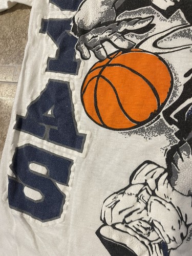 Vintage Georgetown University Hoyas Big Print Bull Dog Basketball Tshirt Size XL - 第 4/11 張圖片
