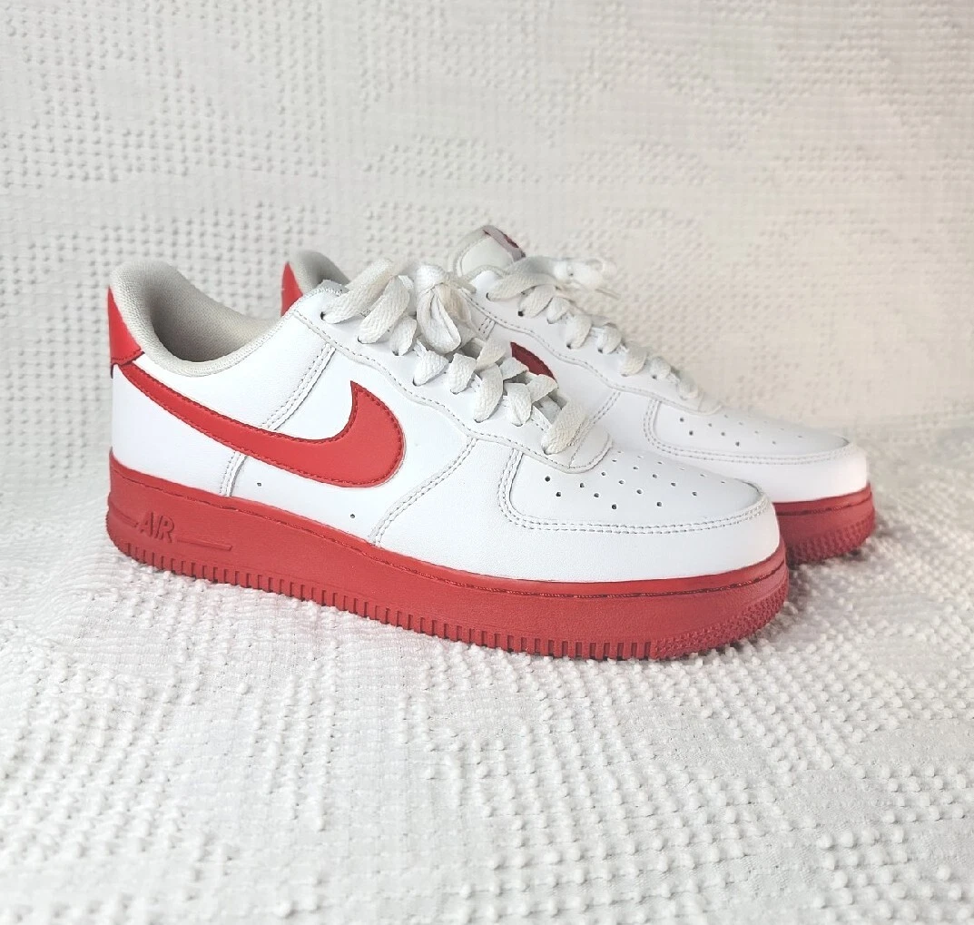 Nike Air Force 1 Retro Low Mens Size 7.5 White University Red Midsole  CK7663-102