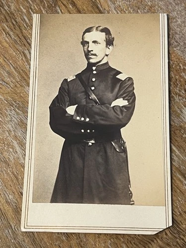 Civil War Union Officer CDV Photograph