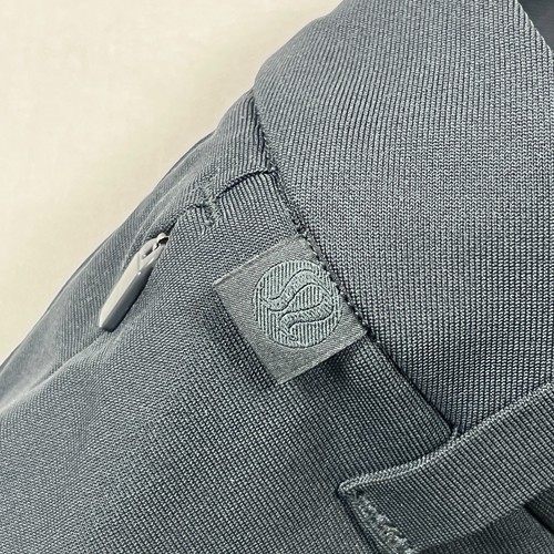 Lululemon Commission Shorts Classic Fit Black Casual Walk Chino Golf Mens W30 - Picture 3 of 12