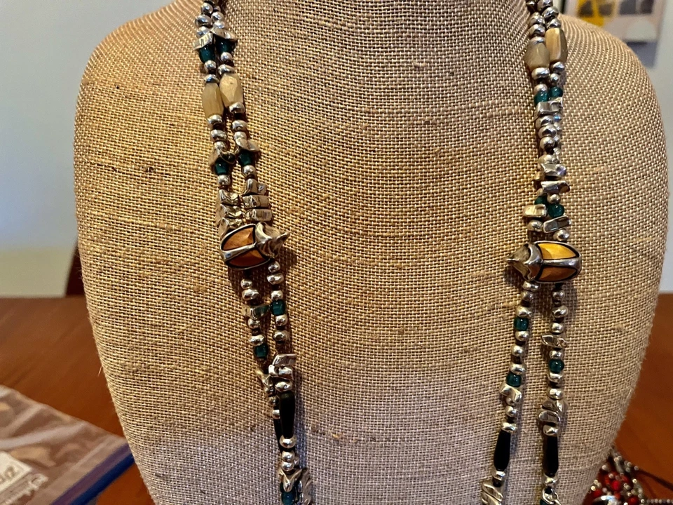 RARO Uno de 50 Conjunto Doble Hilo Escarabajo Escarabajo Escarabajo Collar, 2 Pulseras, Pendientes Foto 3 de 4