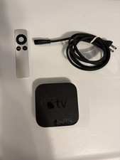 Apple TV 3rd Generation Media Streamer A 1469 with remote and power cable