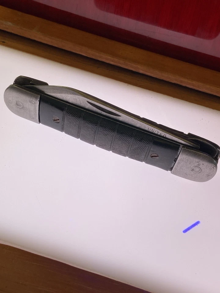 United "Giant Jack" WWII Pilots Knife W/Bi-metal Blade. Never Sharpened. - Image 4 of 4