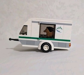 LEGO CITY #60117 Caravan No Car RETIRED Camping Travel Trailer German Shepherd 