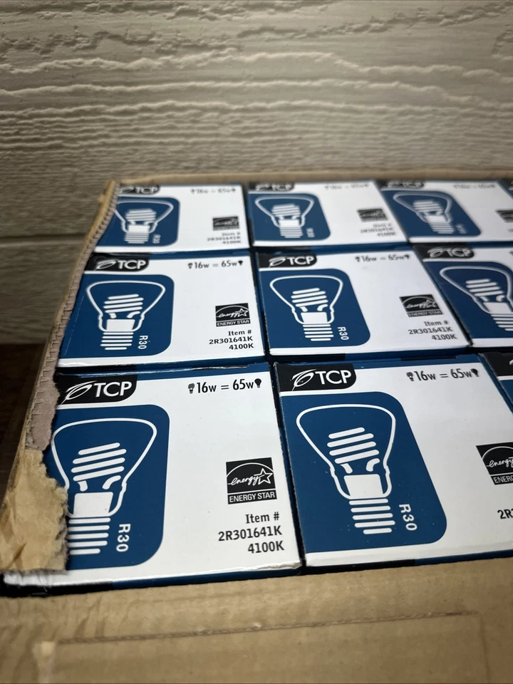 12 Case NEW TCP 2R301641K CFL R30 Lamps Bulbs 750 Lumens 16W 4100K Non Dimmable - Image 2 of 4