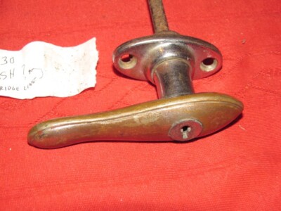 1930 NASH DOOR HANDLE  ( HAS LOCK, NO KEY ) 1929?